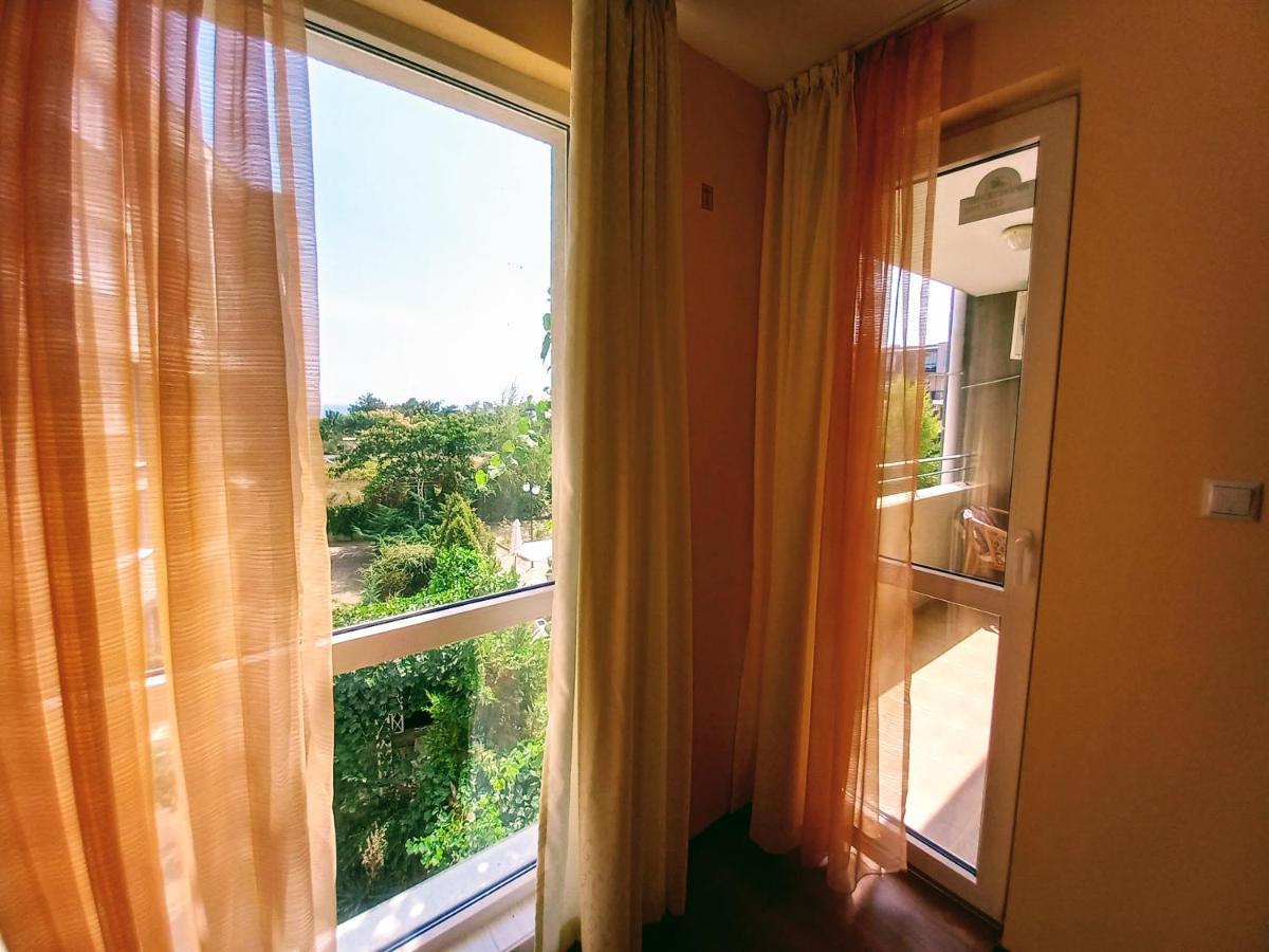 Seaview Apartment Butterfly Slantschew brjag Exterior foto