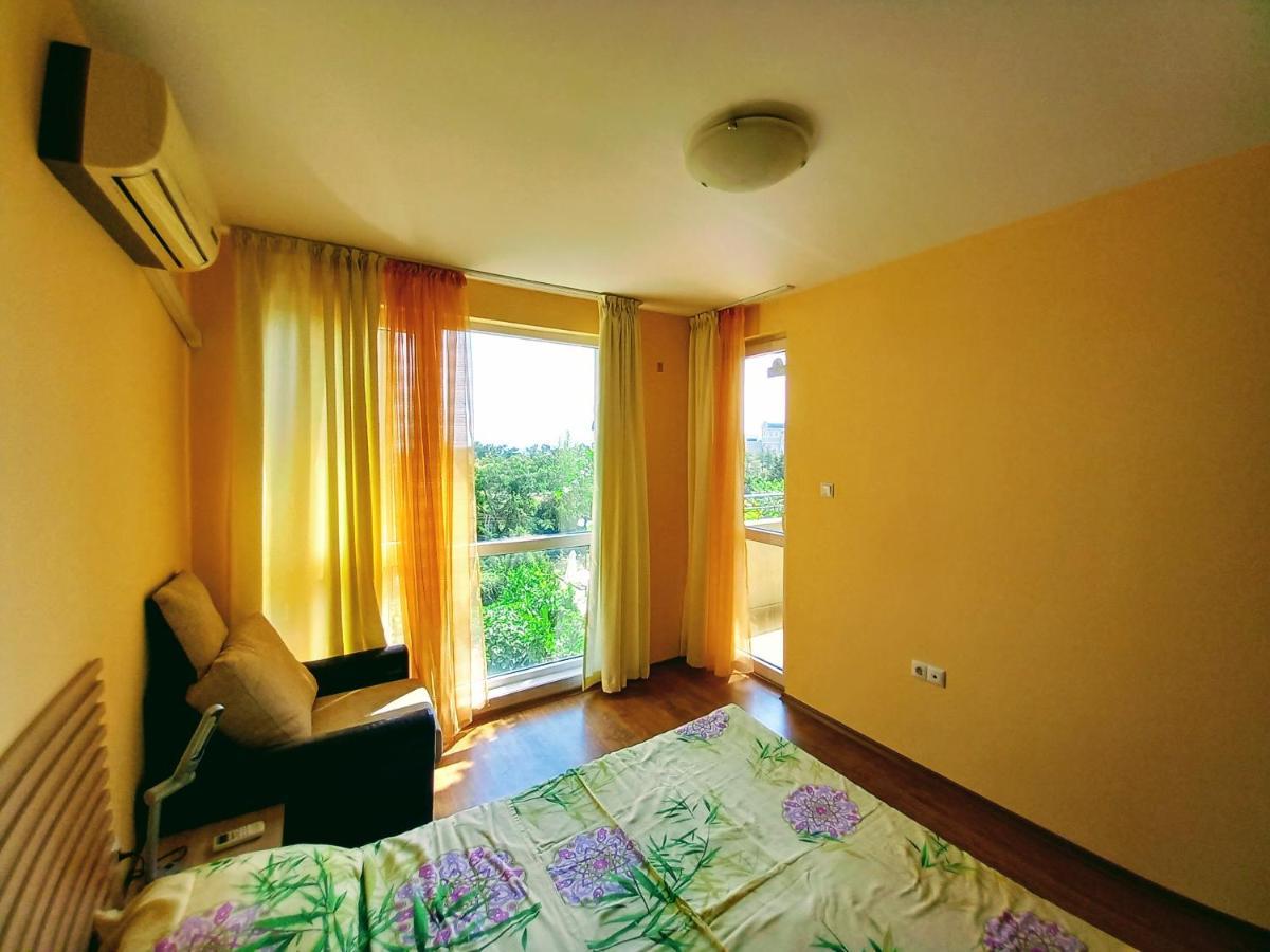 Seaview Apartment Butterfly Slantschew brjag Exterior foto